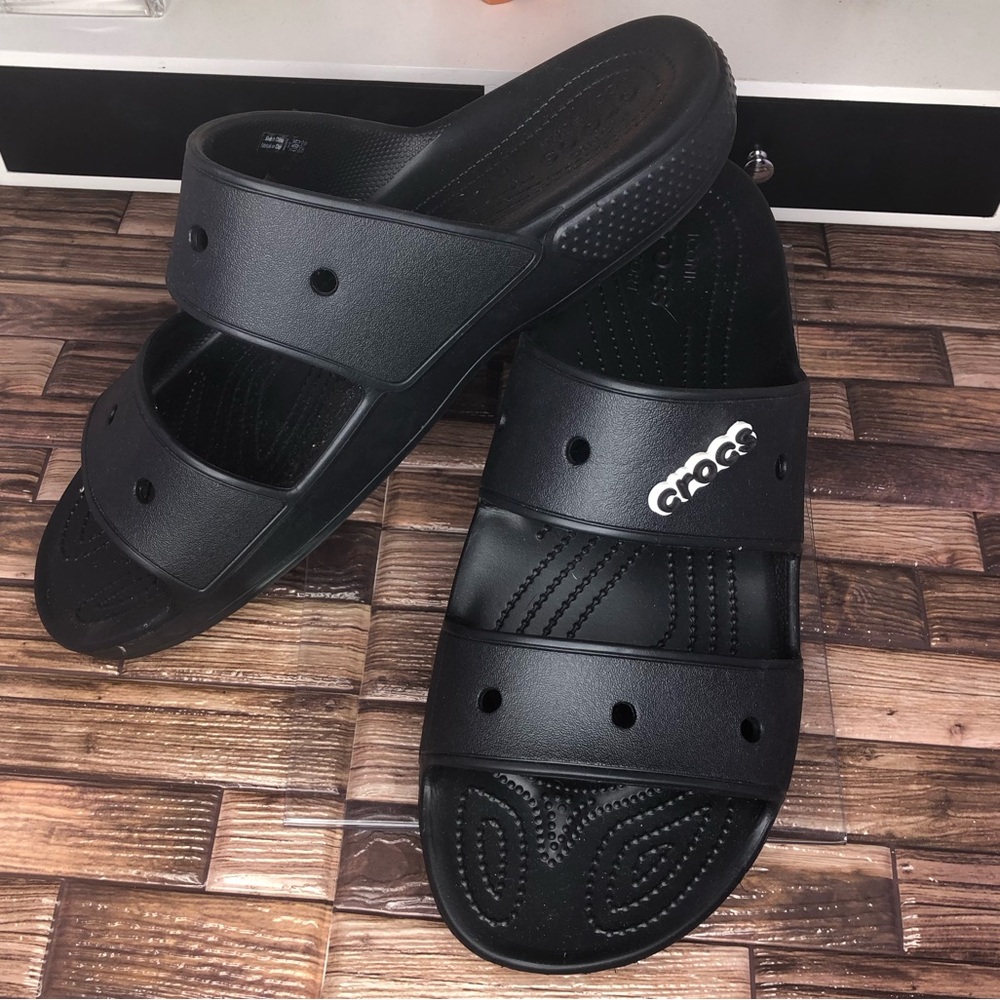 CROCS